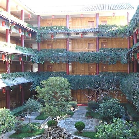 Golden Spring Hotel Lijiang Lijiang  Esterno foto