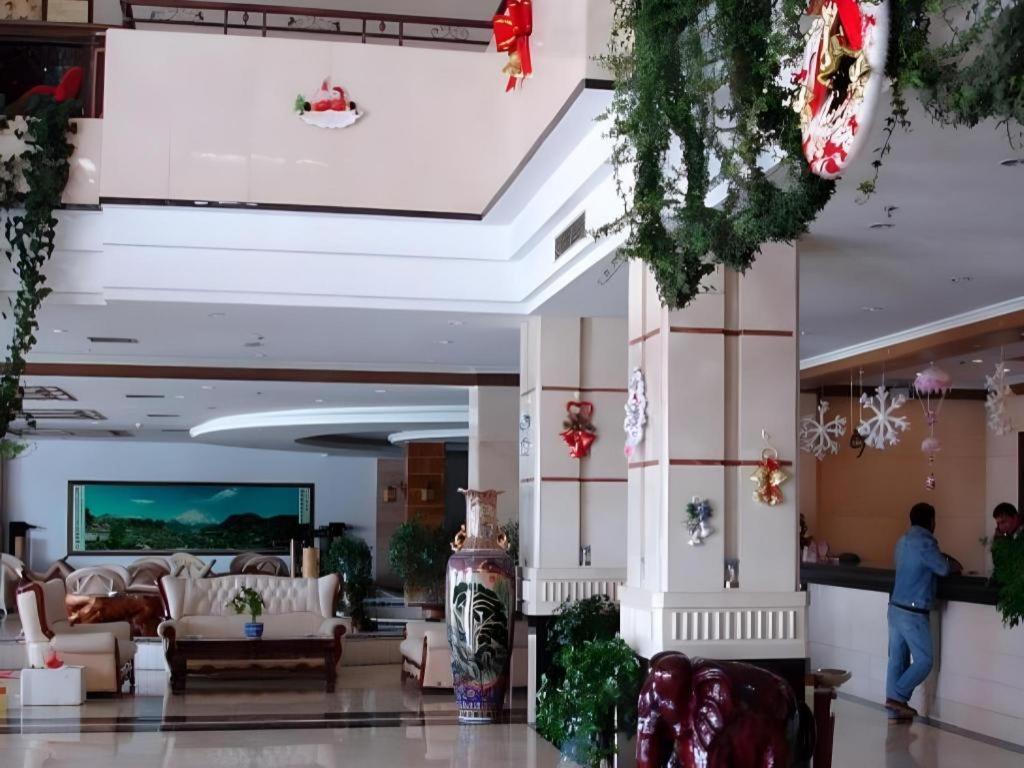 Golden Spring Hotel Lijiang Lijiang  Esterno foto