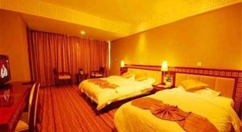 Golden Spring Hotel Lijiang Lijiang  Esterno foto