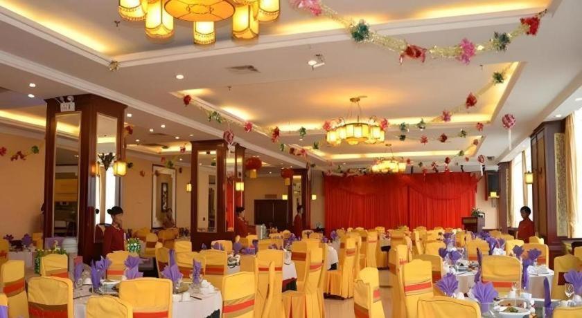 Golden Spring Hotel Lijiang Lijiang  Esterno foto