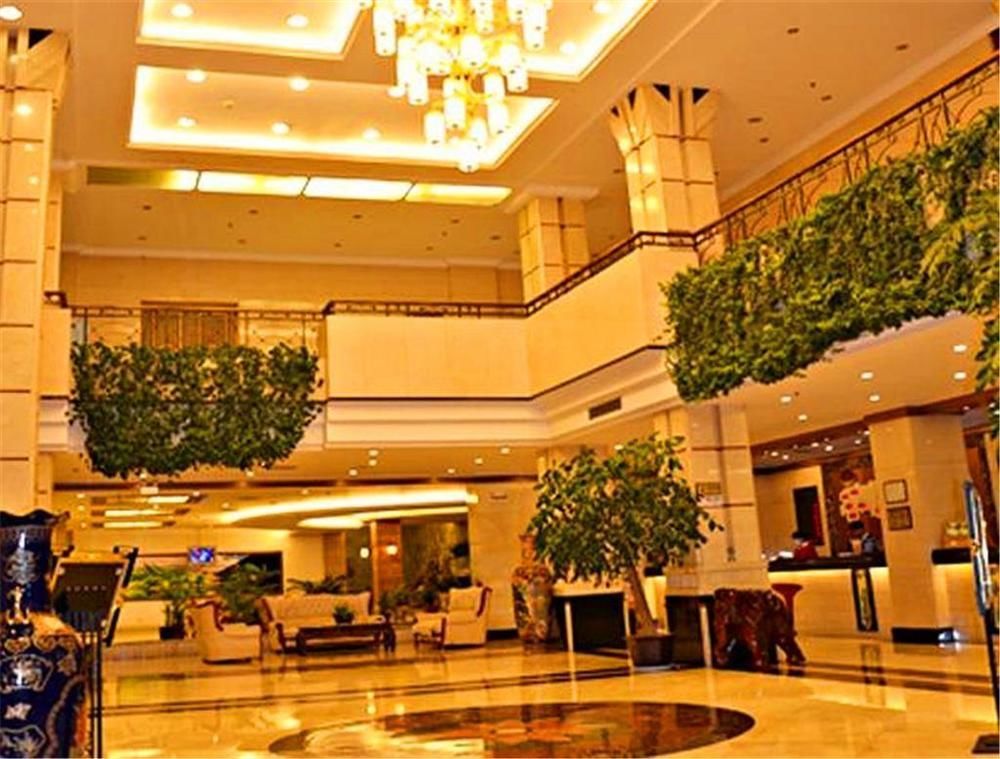 Golden Spring Hotel Lijiang Lijiang  Esterno foto