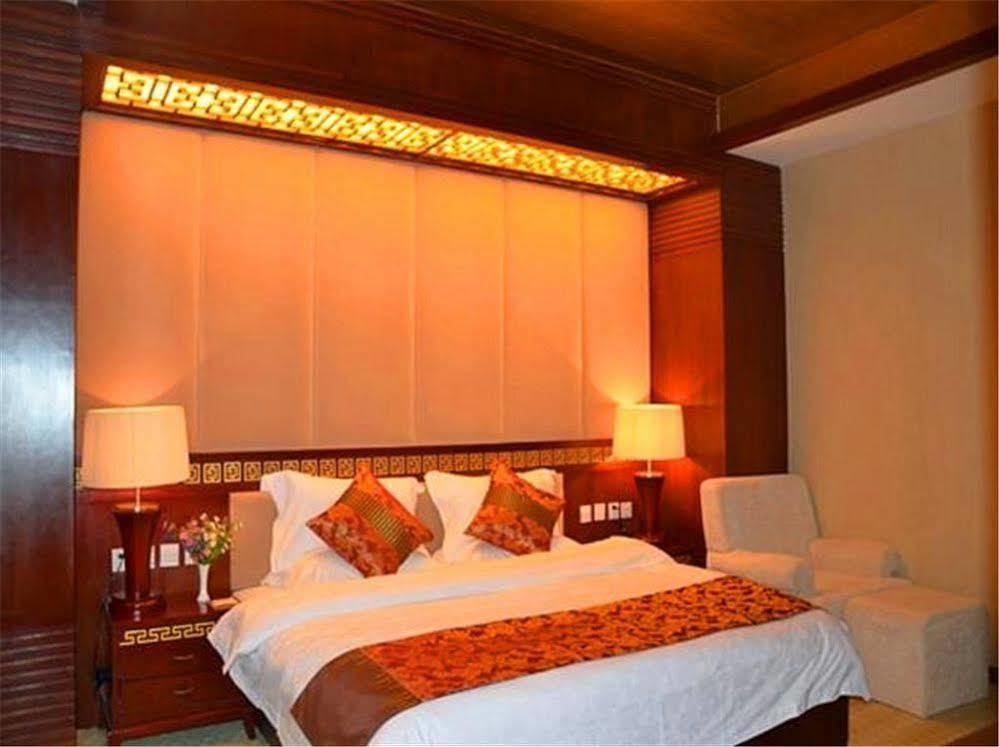 Golden Spring Hotel Lijiang Lijiang  Camera foto